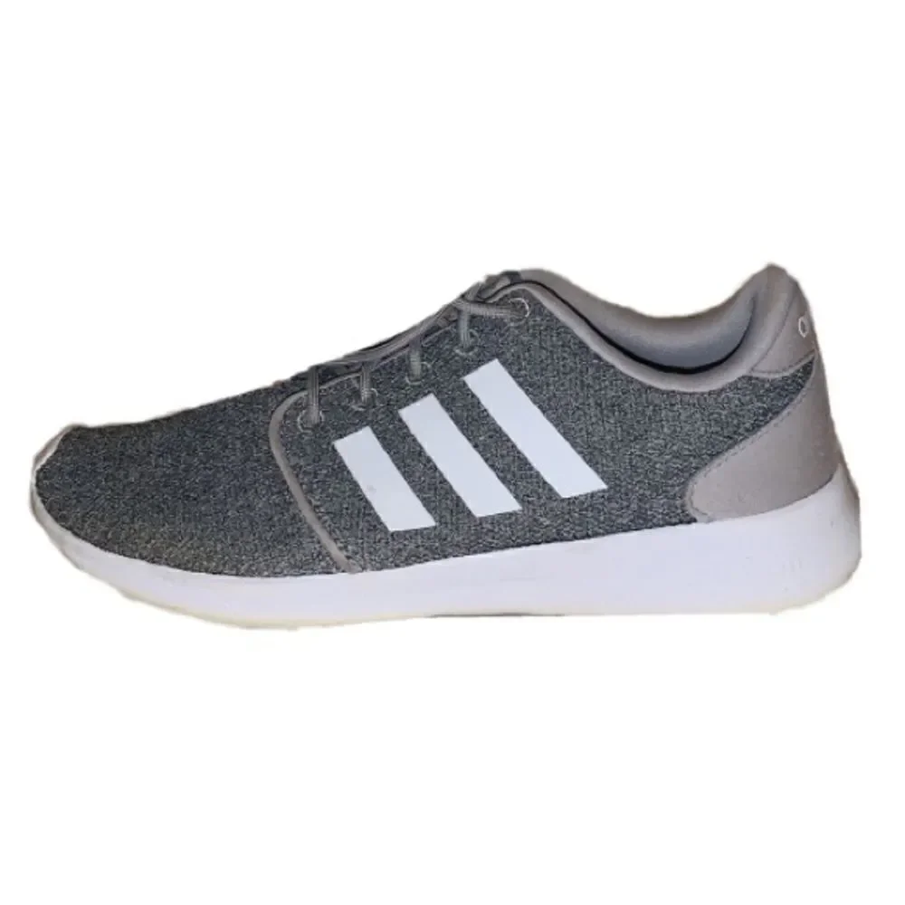 Women’s Adidas QT Racer size 7.5